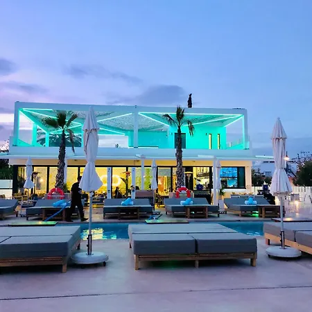 Majestic By The Beach, Apartamento